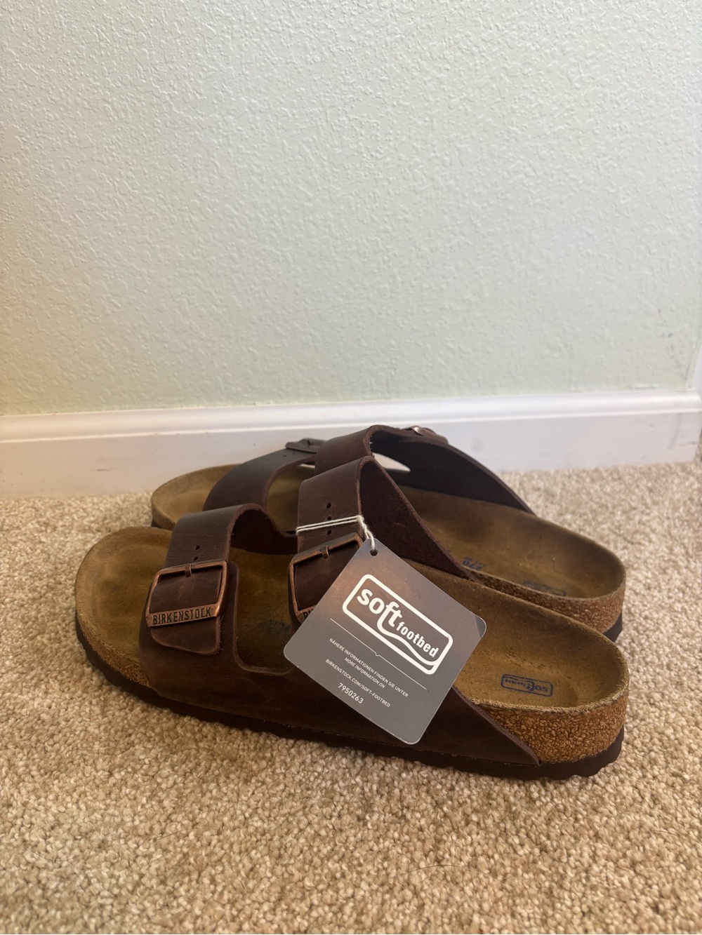 NWT Birkenstock Arizona Soft Footbed Habana Size 42